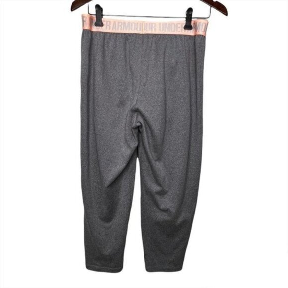 Under Armour Grey Jogger Capri Size Small Activewear Sporty Athleisure Gorpcore - Picture 6 of 7